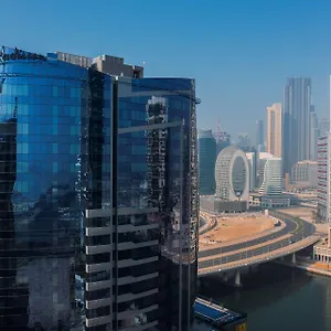 ***** Отель Radisson Blu Hotel, Canal View ОАЭ